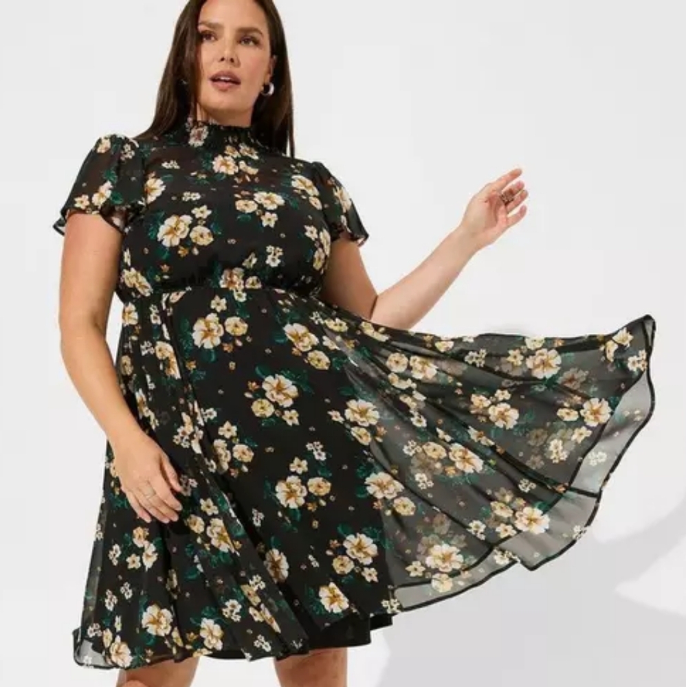 Floral Chiffon Smocked Dress